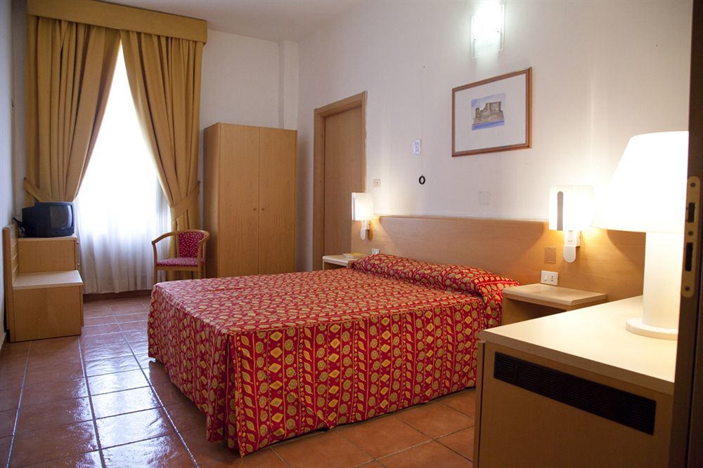 Hotel D Anna Nápoly Kültér fotó